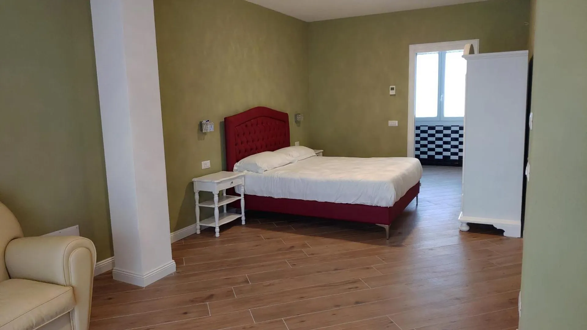 Rmaison Luxury Suites Olbia 0*,  Italia